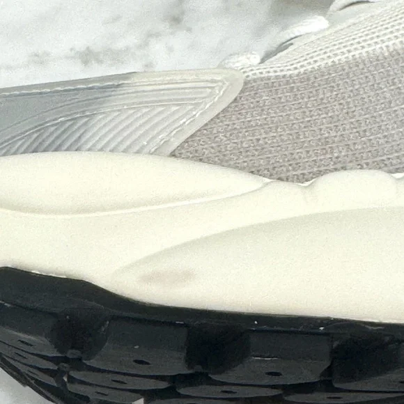 Authentic Louis Vuitton Women’s  Run 55 Trainers Sneakers - size 6.5 US - Picture 11 of 15